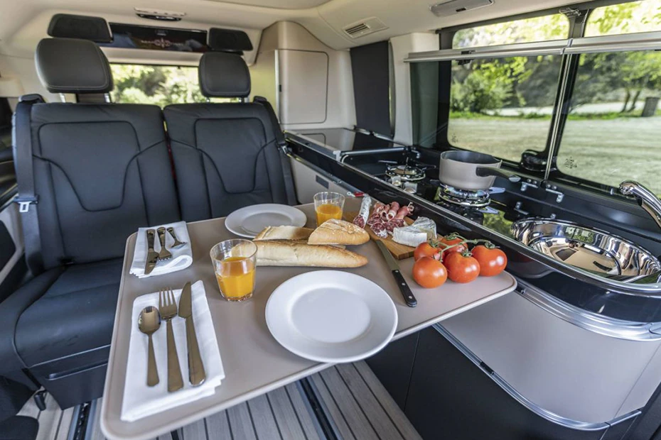 Mercedes Benz V Class interior